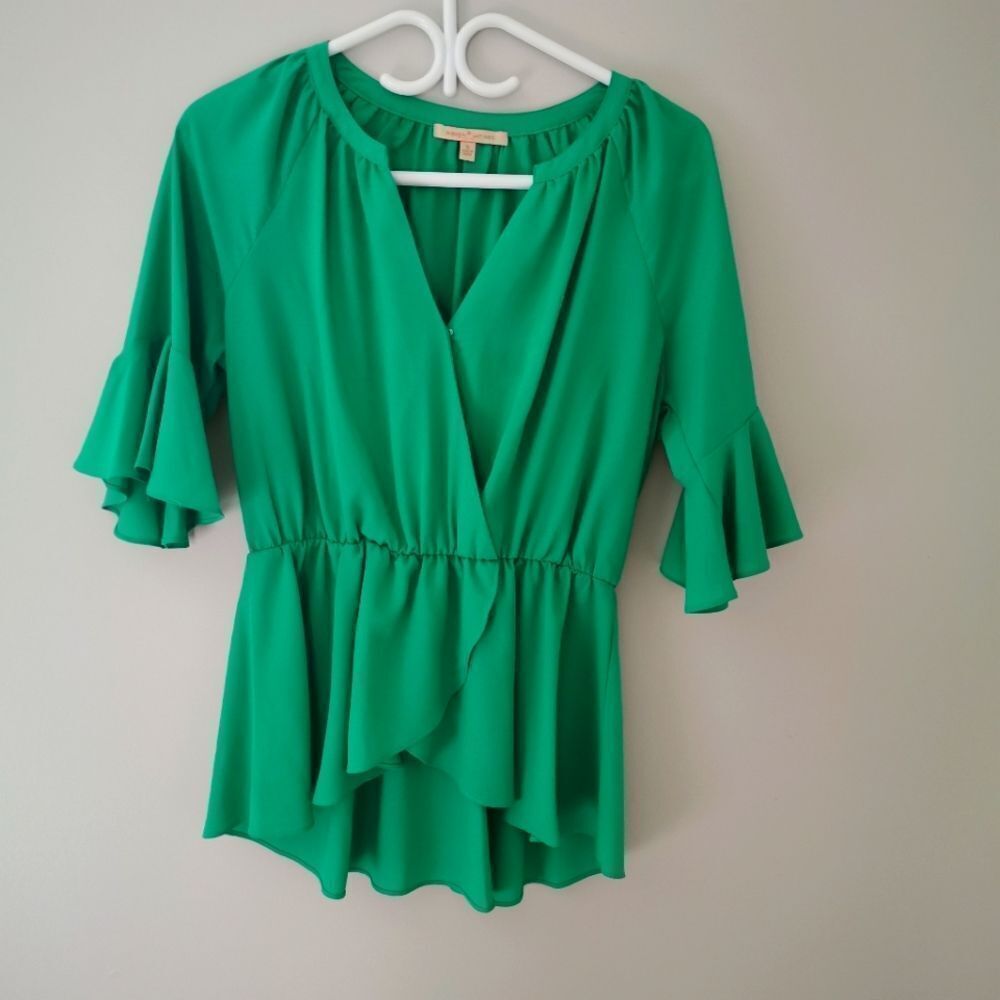 2/$20 Gibson Latimer peplum green top size S